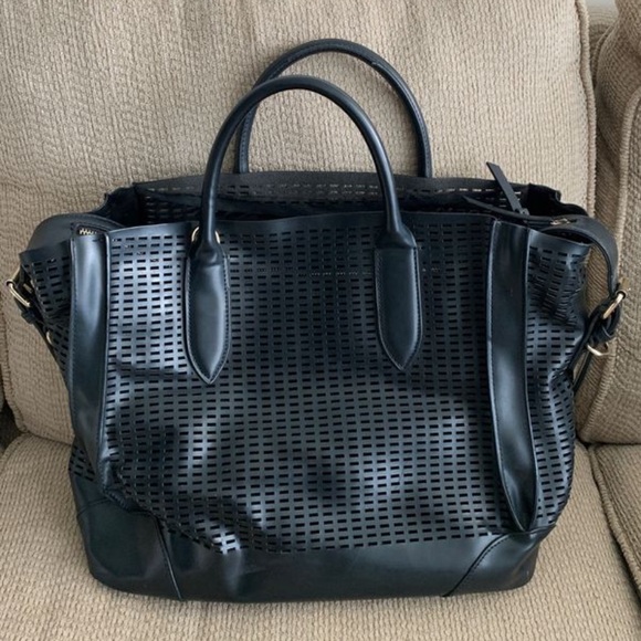 Zara Bags Zara Laptop 7 Fits Leather Purse Poshmark
